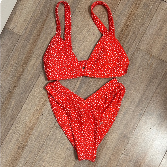 Oneone Other - ONEONE KAMERON JESSE BIKINI Red Polka Dot Bikini Set triangle top retro pinup